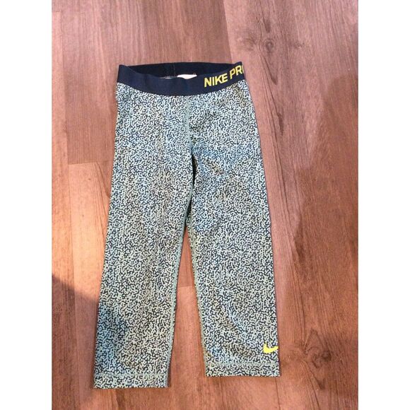 Nike Pro XS Print Capri Leggings Women - Picture 1 of 3